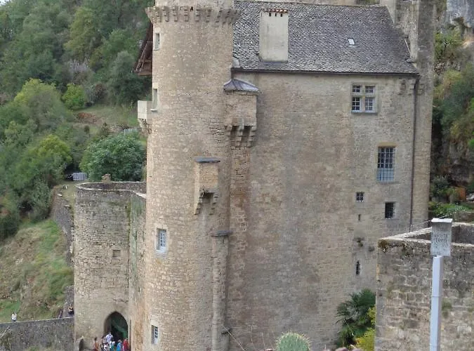 Les Dessous De La Grange