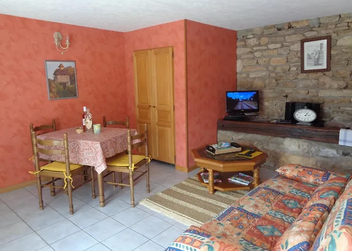 Les Dessous De La Grange Apartamento Larroque-Toirac